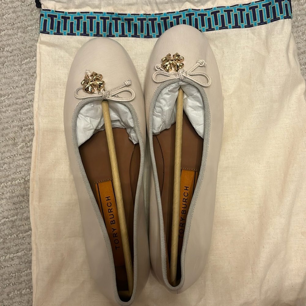 Tory Burch Leather Charm Ballet flats